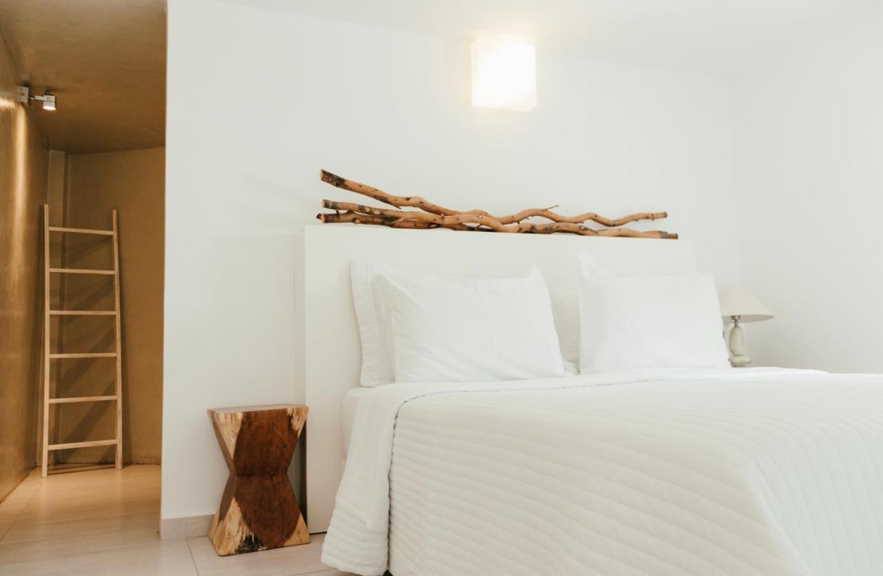 Hotel Cavo Bianco Boutique & 5*