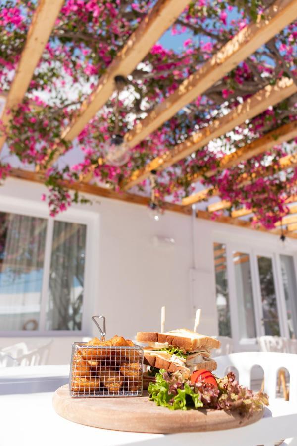 Cavo Bianco Boutique & Kamári