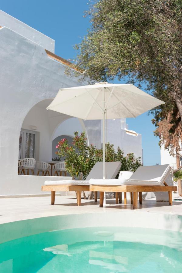Cavo Bianco Boutique & 5* Kamari (Santorini)