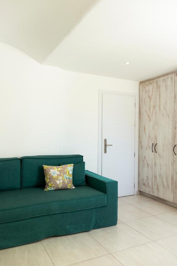 Hotel Cavo Bianco Boutique & 5*