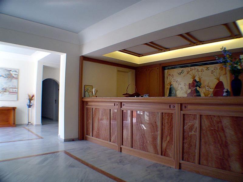 Cavo Bianco Boutique & 5* Kamári